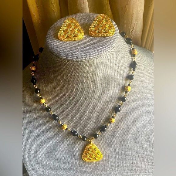 Linarena 24K plated Necklace & Matching Earrings - Picture 1 of 5